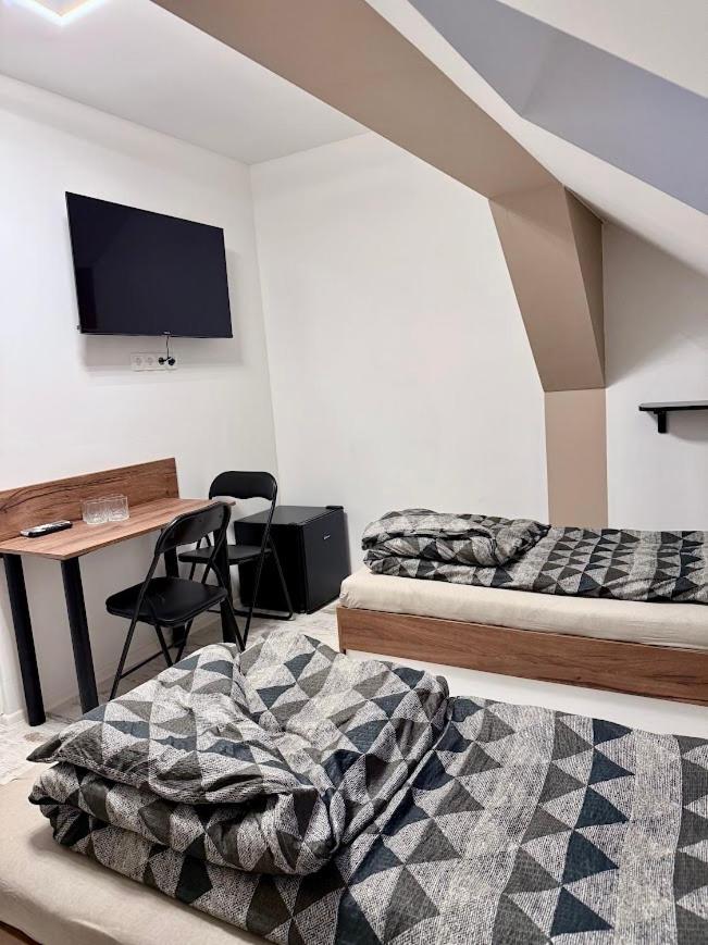 Kuriozum Vendeghaz Hotel Szeged Eksteriør billede